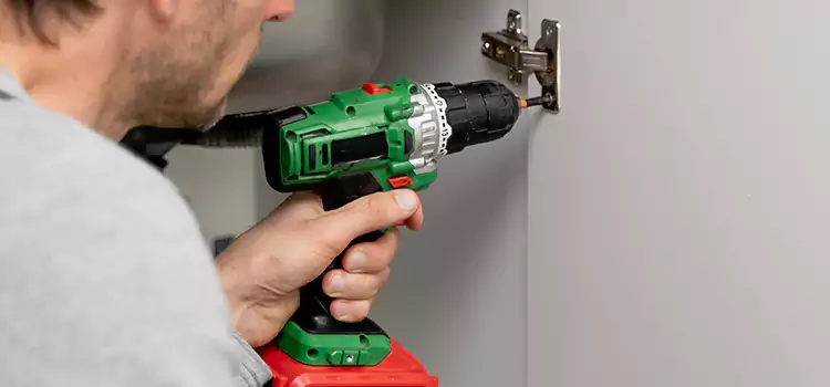 Commercial Door Hinge Repair Oak Harbor