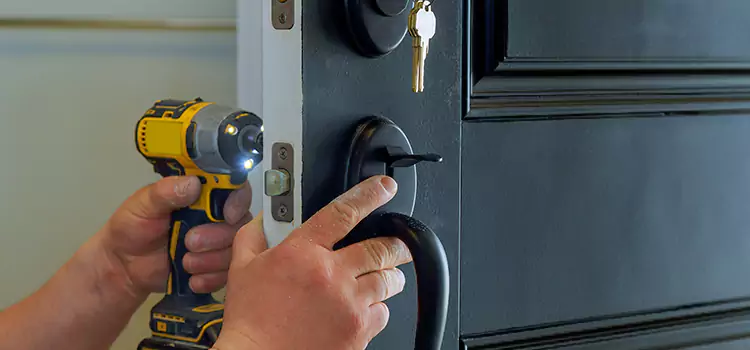 Commercial Door Lock Installation Oak Harbor