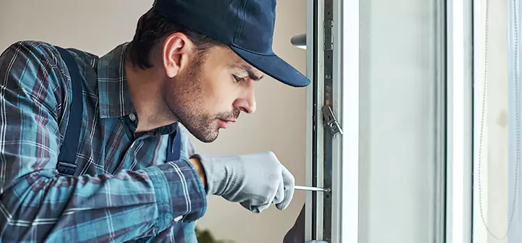 Emergency Response for Latch Issues Oak Harbor